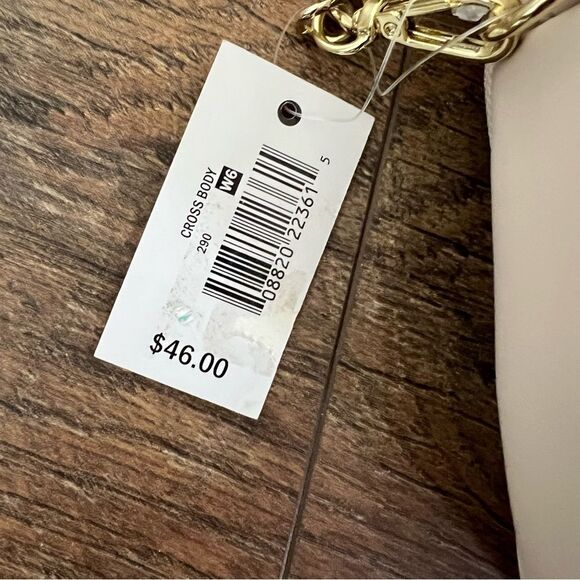 NWT🏷 Cream bag w/gold accents, short & long handles 2 compartments, CHIC! - Picture 6 of 14